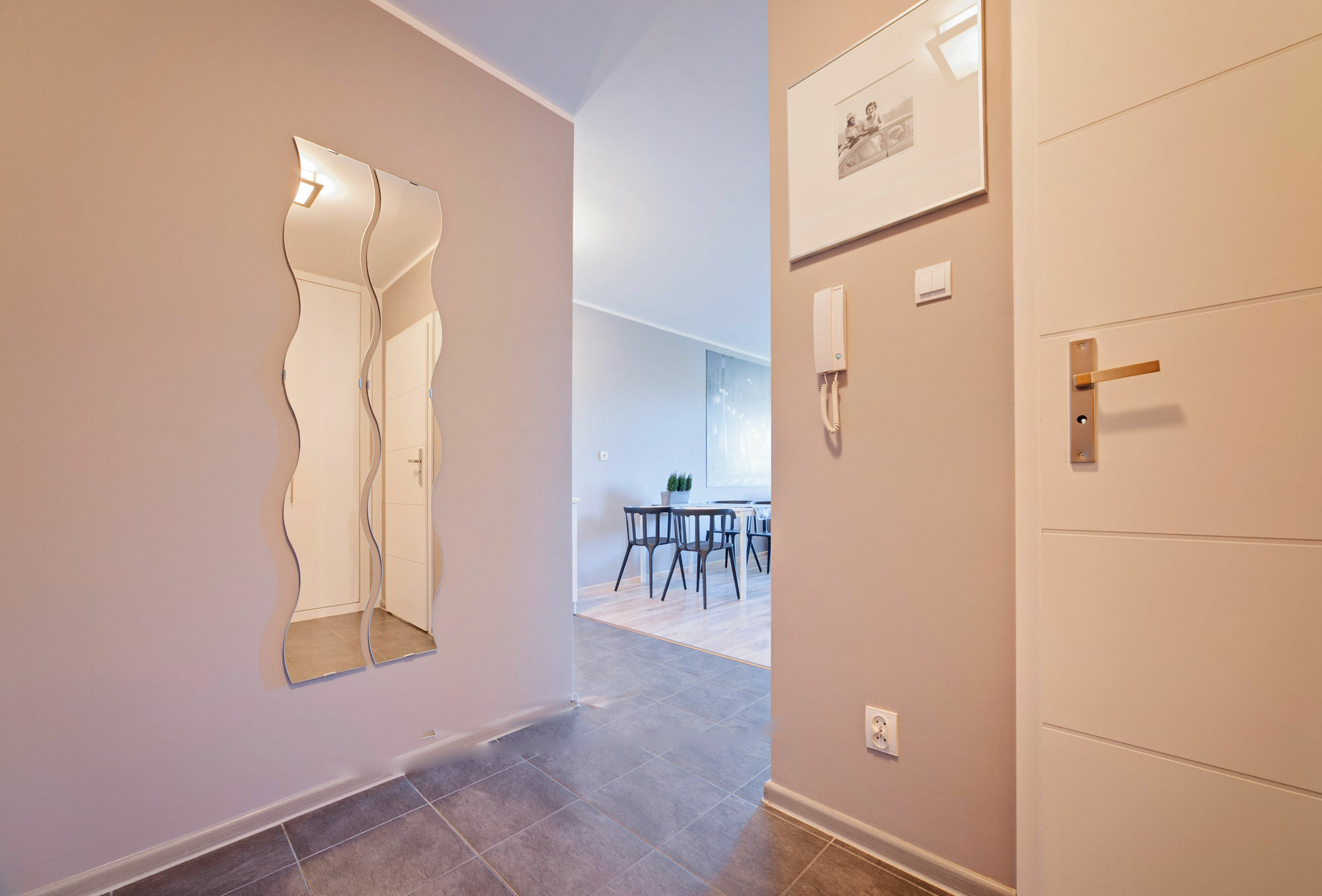 E-Apartamenty Koscielna 30 Poznań Extérieur photo